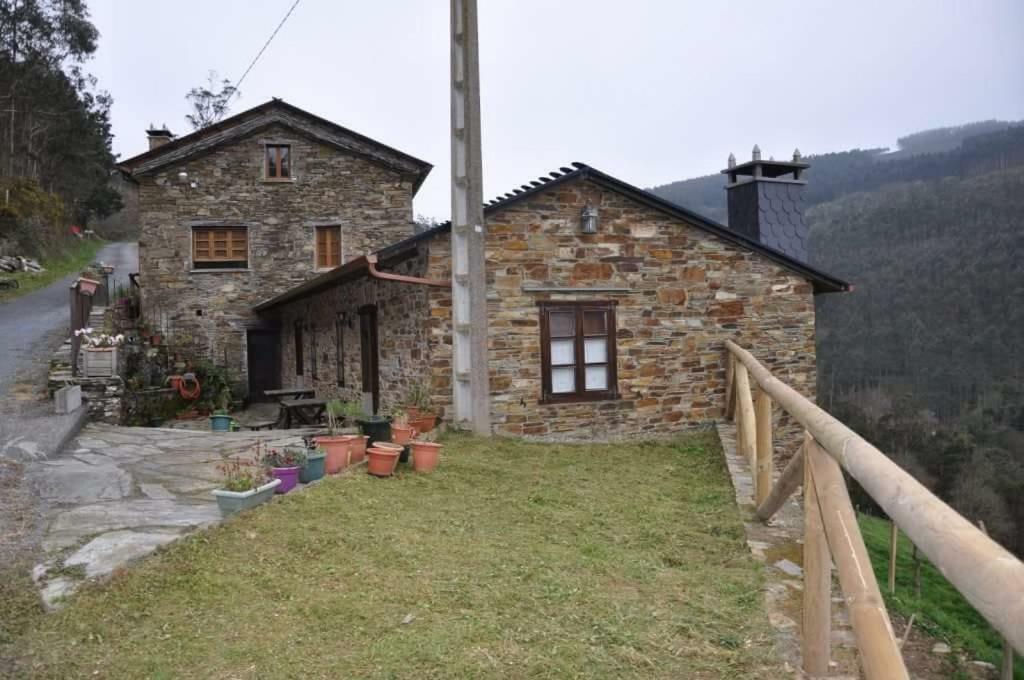 Apartamento Apartamento El Acebo San Tirso de Abres Exterior foto